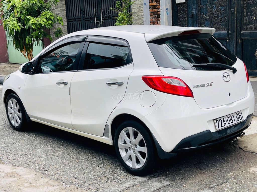 Mazda 2 2013 - ảnh 4