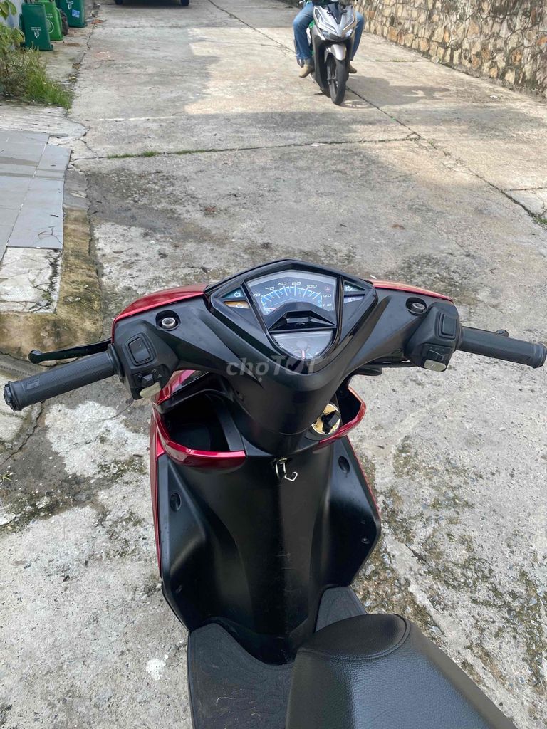 Yamaha Luvias 2015 - ảnh 5