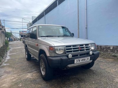 Mitsubishi Pajero - ảnh 1