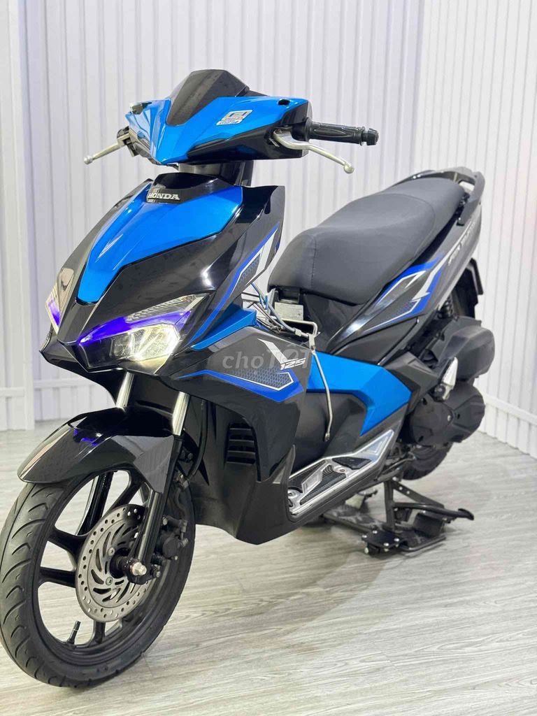 Honda Air Blade 2018 - ảnh 2