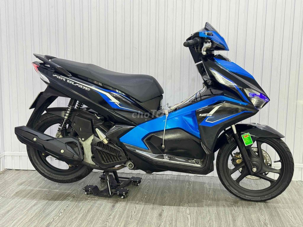 Honda Air Blade 2018 - ảnh 3