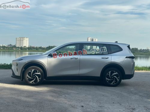 VinFast Limo Green AT 2025 - ảnh 2