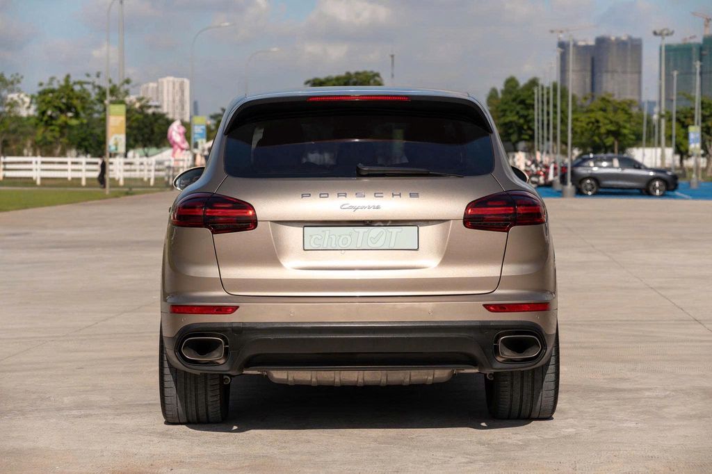 Porsche Cayenne 2016 - ảnh 4