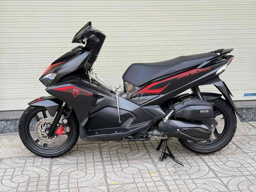 Honda Air Blade 2017 - ảnh 2