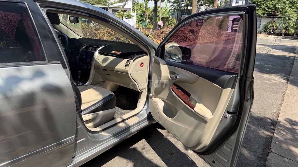Toyota Corolla 2013 - ảnh 5