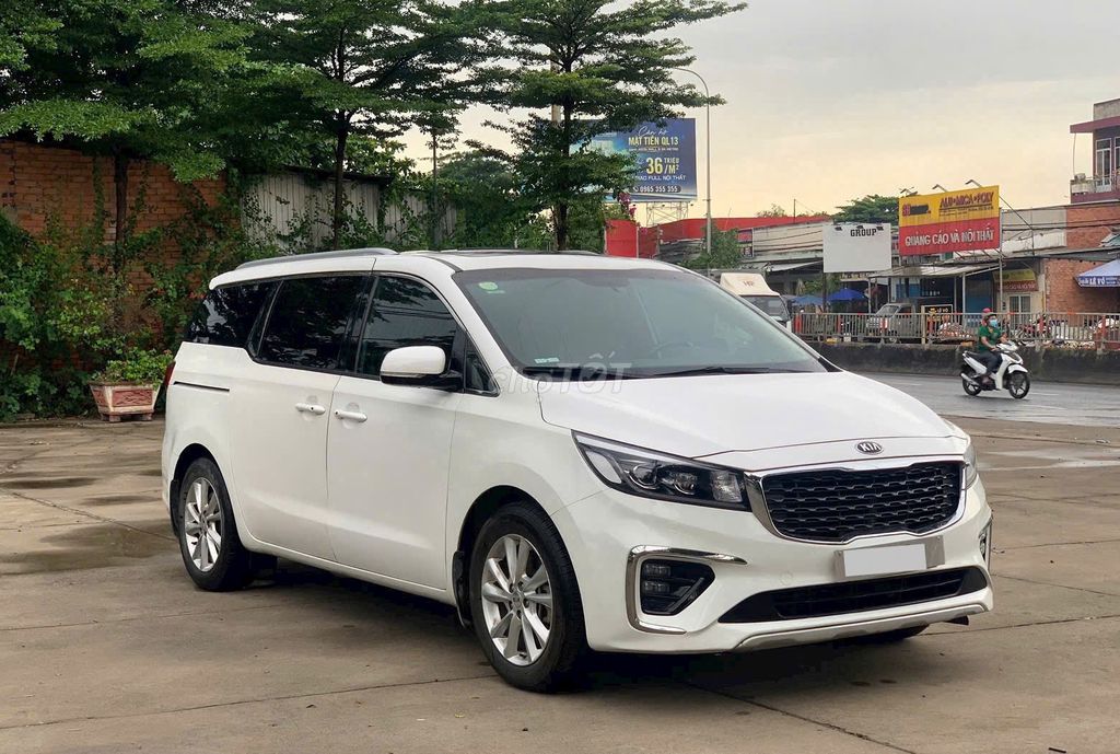 Kia Sedona 2020 - ảnh 1