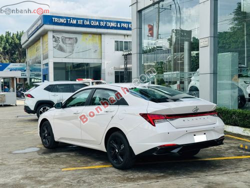 Hyundai Elantra 1.6 AT Đặc biệt 2025 - ảnh 4