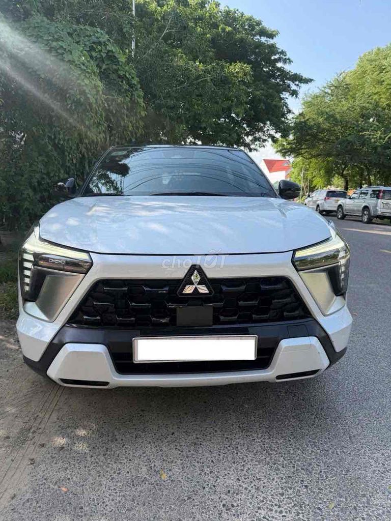 Mitsubishi Xforce Ultimate 2025 - ảnh 1
