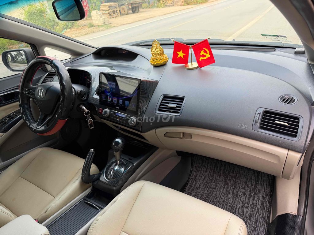 Honda Civic 2008 - ảnh 4