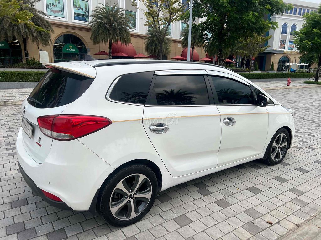 Kia Rondo 2016 - ảnh 4