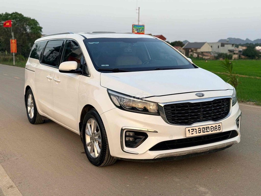 Kia Sedona 2019 - ảnh 1