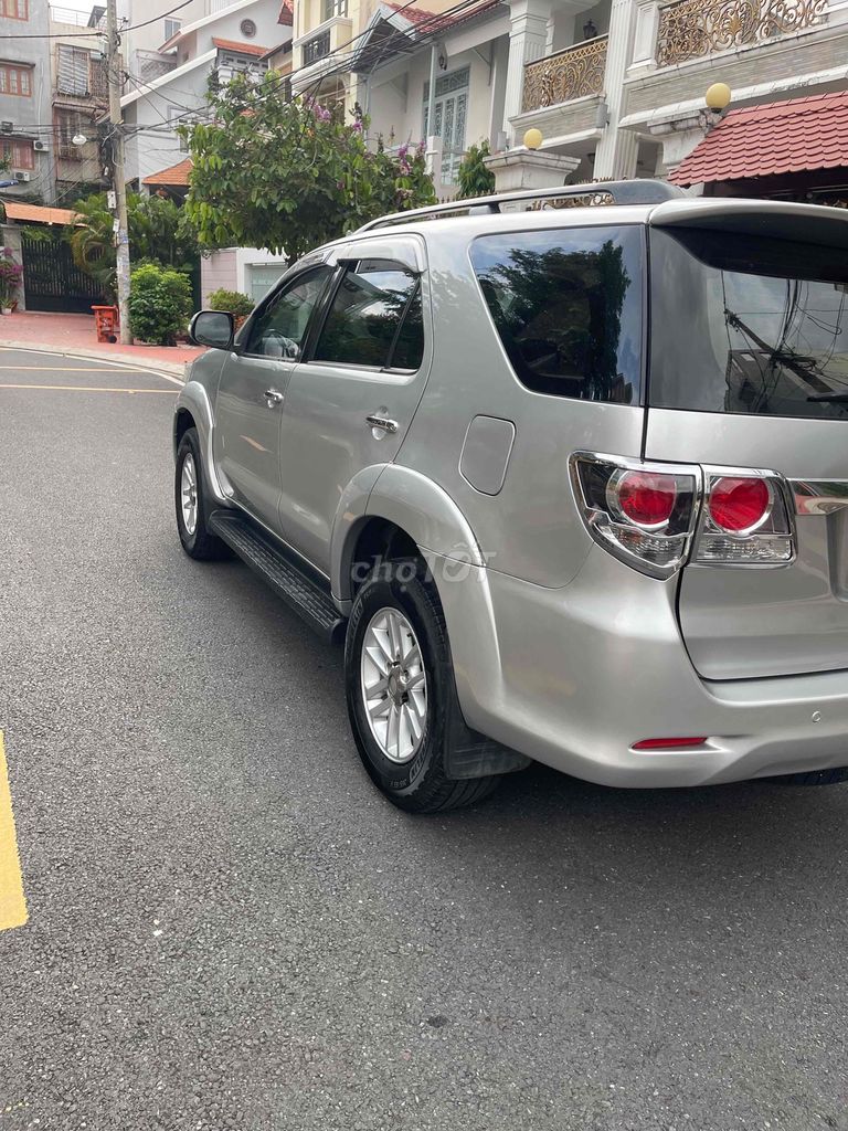 Toyota Fortuner 2014 - ảnh 4