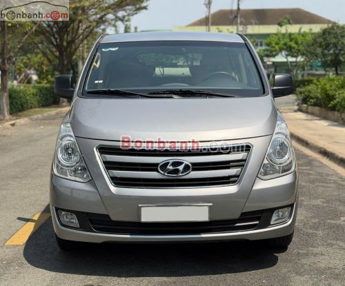 Hyundai Grand Starex 2.5 MT 2017 - ảnh 5