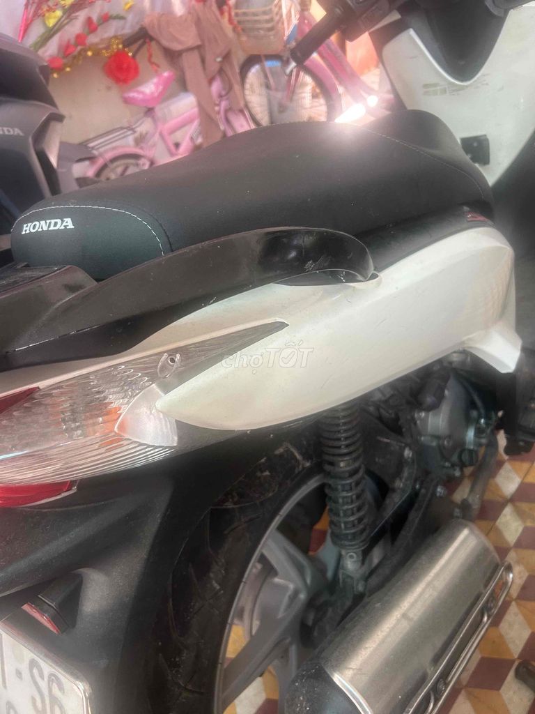 Honda SH 2005 - ảnh 3