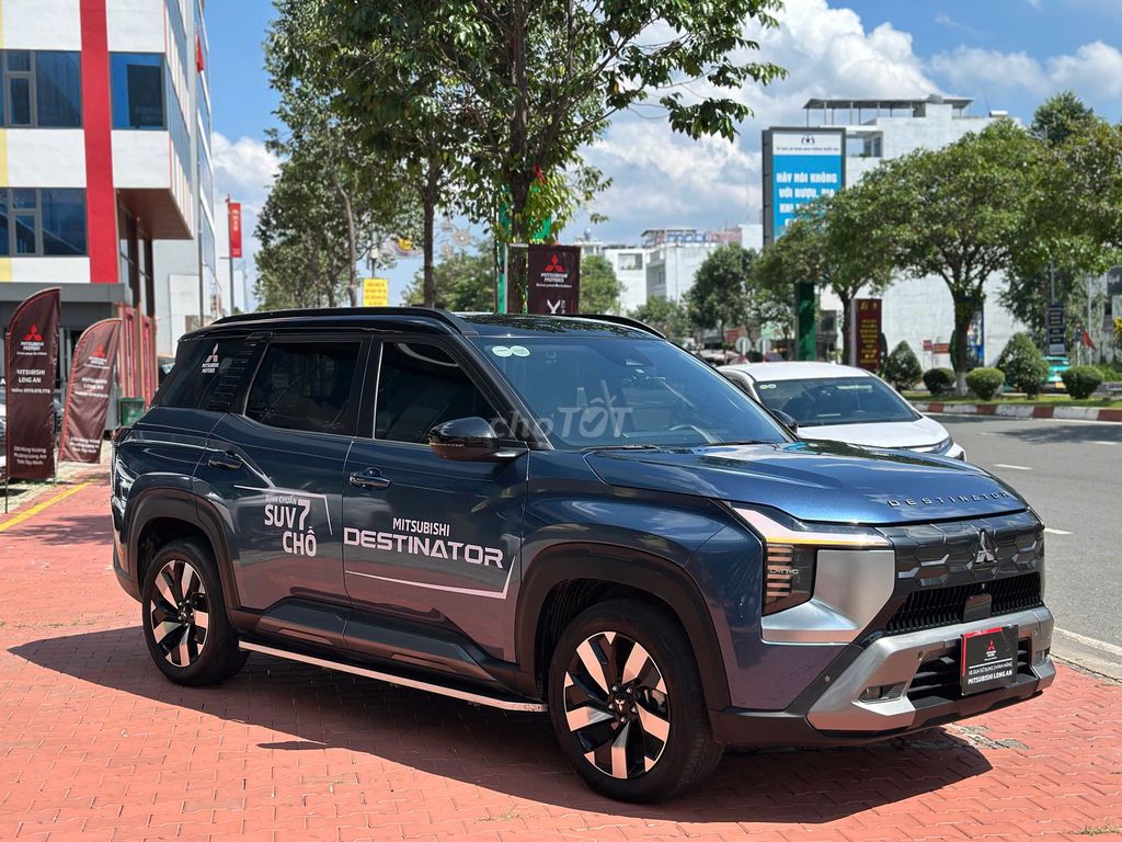 Mitsubishi Destinator 2025 - ảnh 2