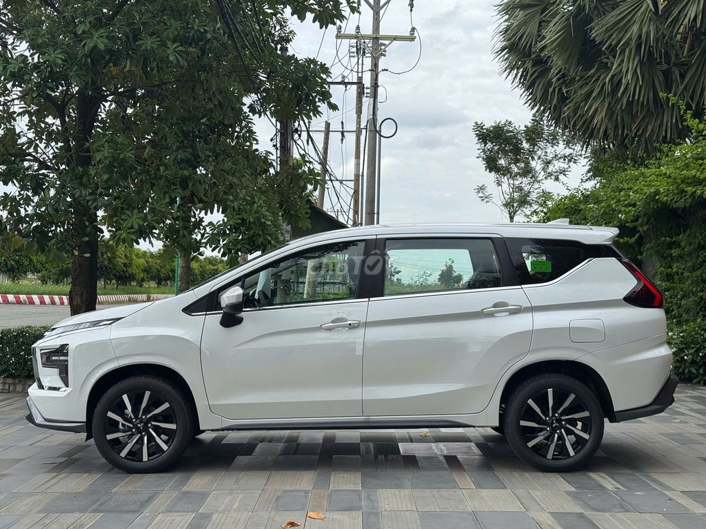 Mitsubishi - ảnh 5