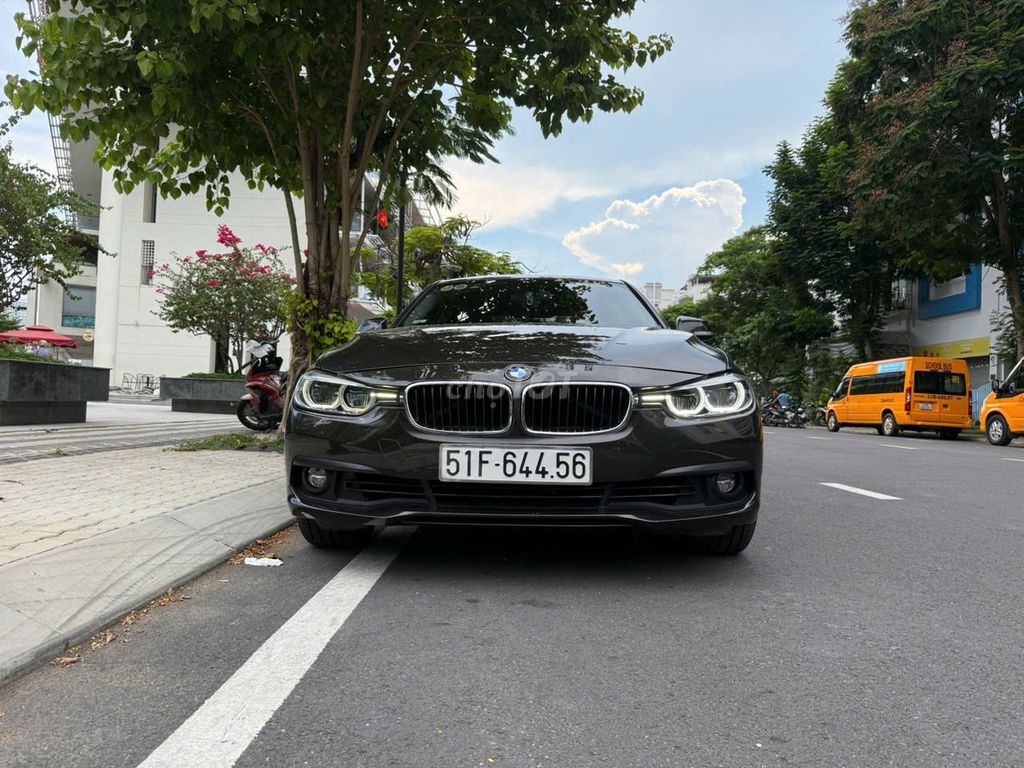 BMW 3 Series 2015 - ảnh 1