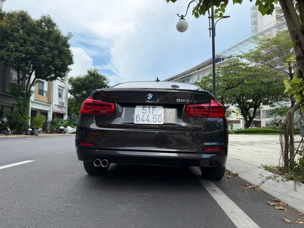 BMW 3 Series 2015 - ảnh 2