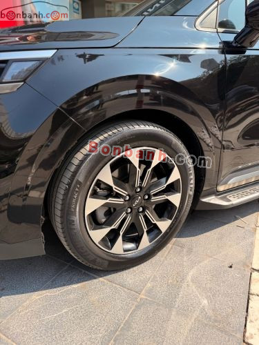 Kia Carnival Signature 2.2D 2023 - ảnh 4