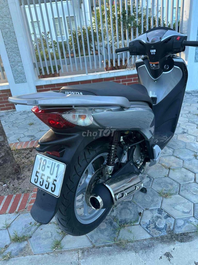 Honda SH 2010 - ảnh 1