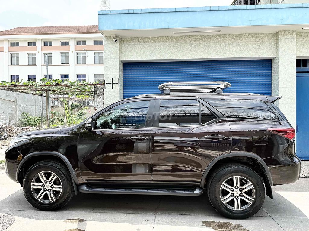 Toyota Fortuner 2017 - ảnh 2