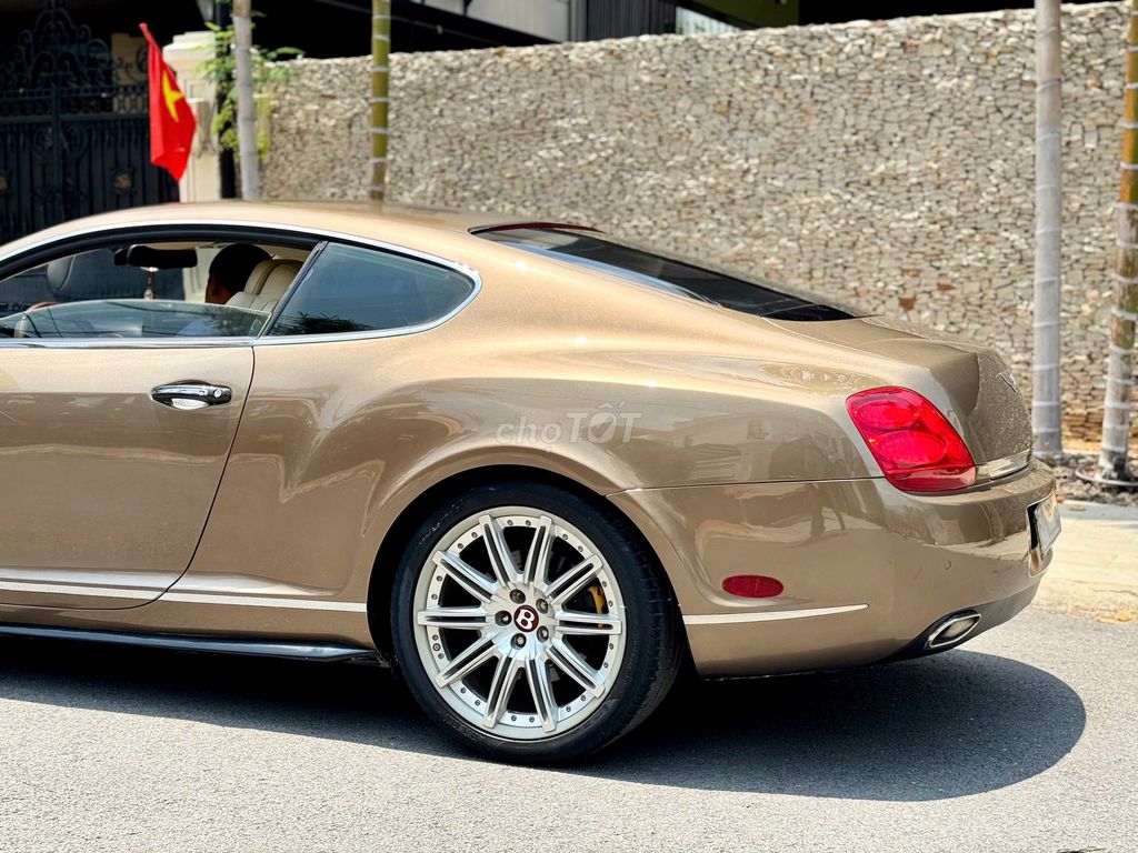 Bentley Continental - ảnh 3