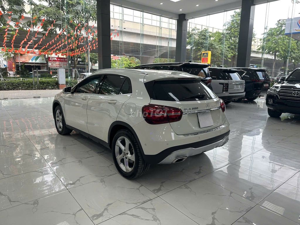 Mercedes-Benz 2017 - ảnh 5