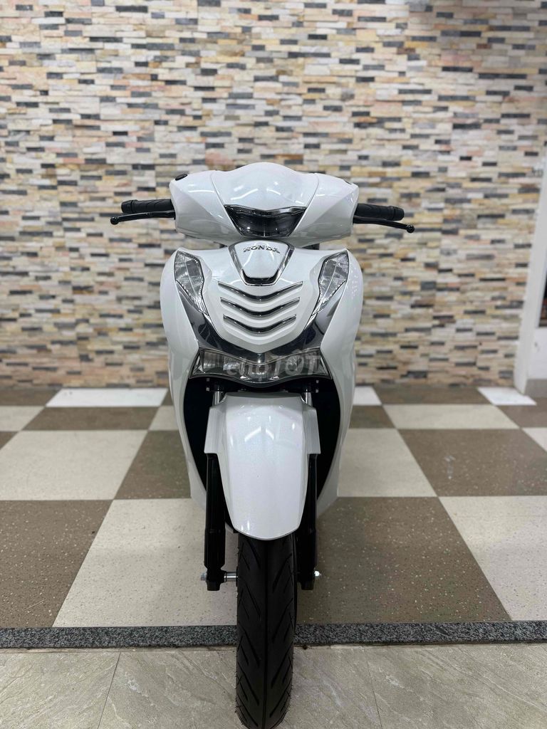Honda SH 2025 - ảnh 1