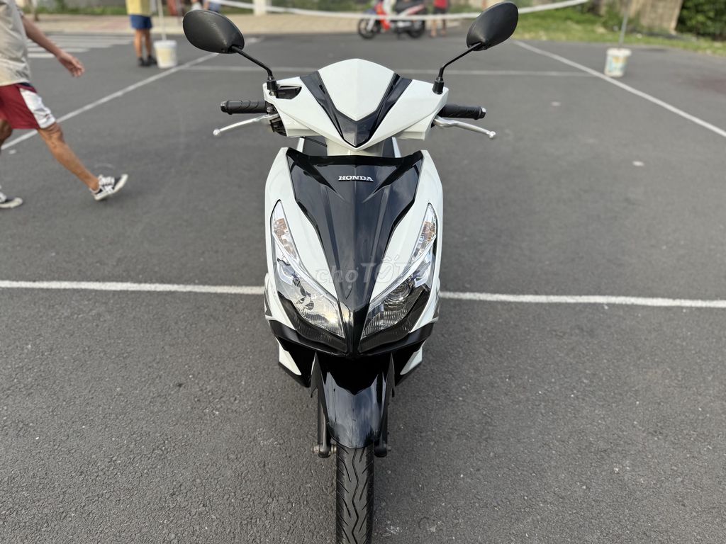 Honda Air Blade 2014 - ảnh 3