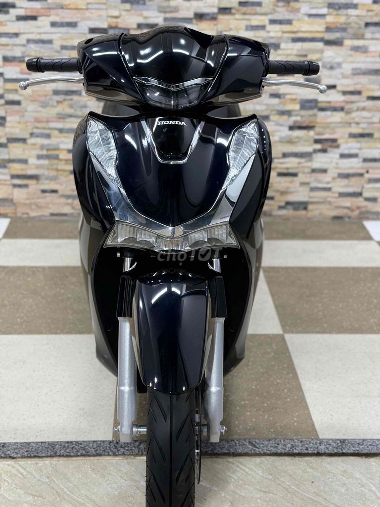 Honda SH 2025 - ảnh 1