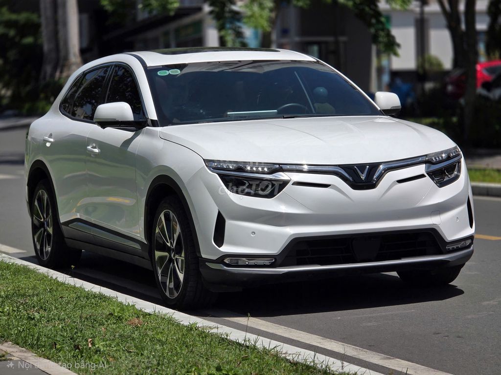 VinFast VF8 Plus AWD - ảnh 2