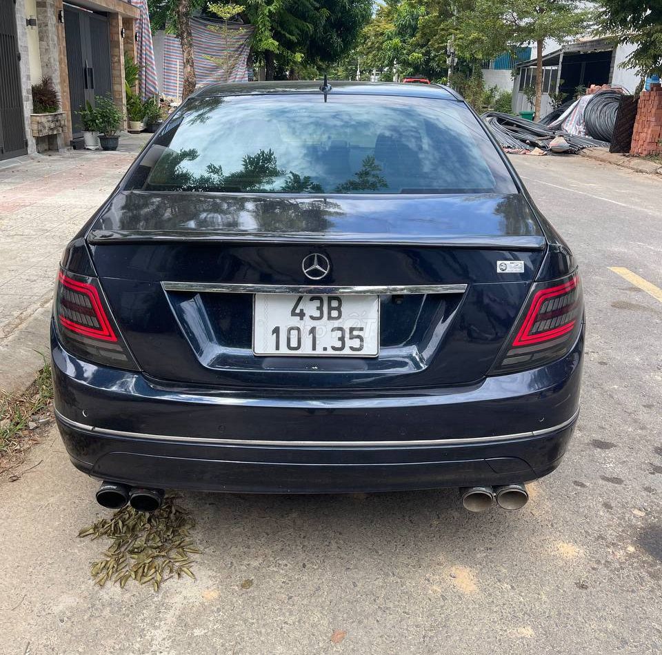 Mercedes-Benz 2010 - ảnh 3