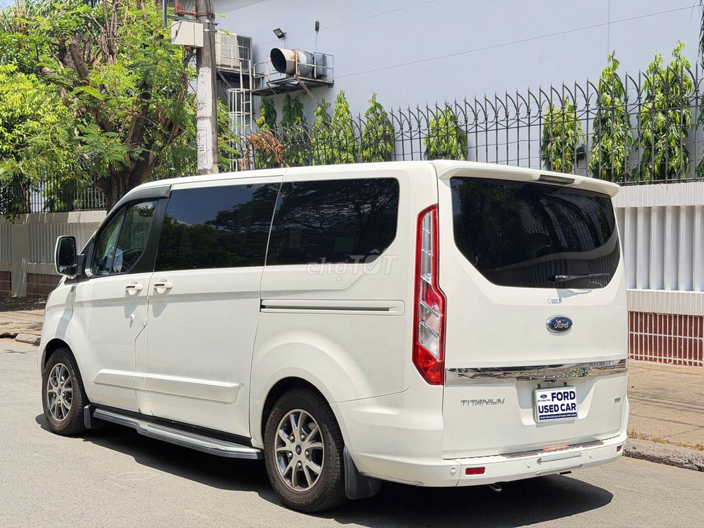 Ford Tourneo 2019 - ảnh 4