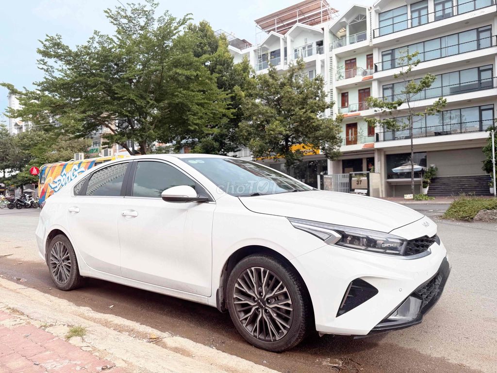 Kia K3 2022 - ảnh 1