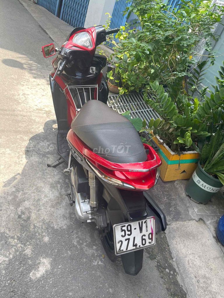 Honda Air Blade 2011 - ảnh 2