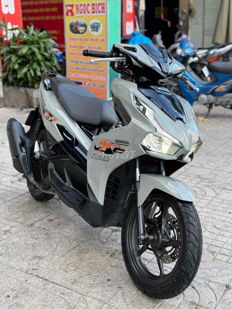 Honda Airblade 2023 - ảnh 1