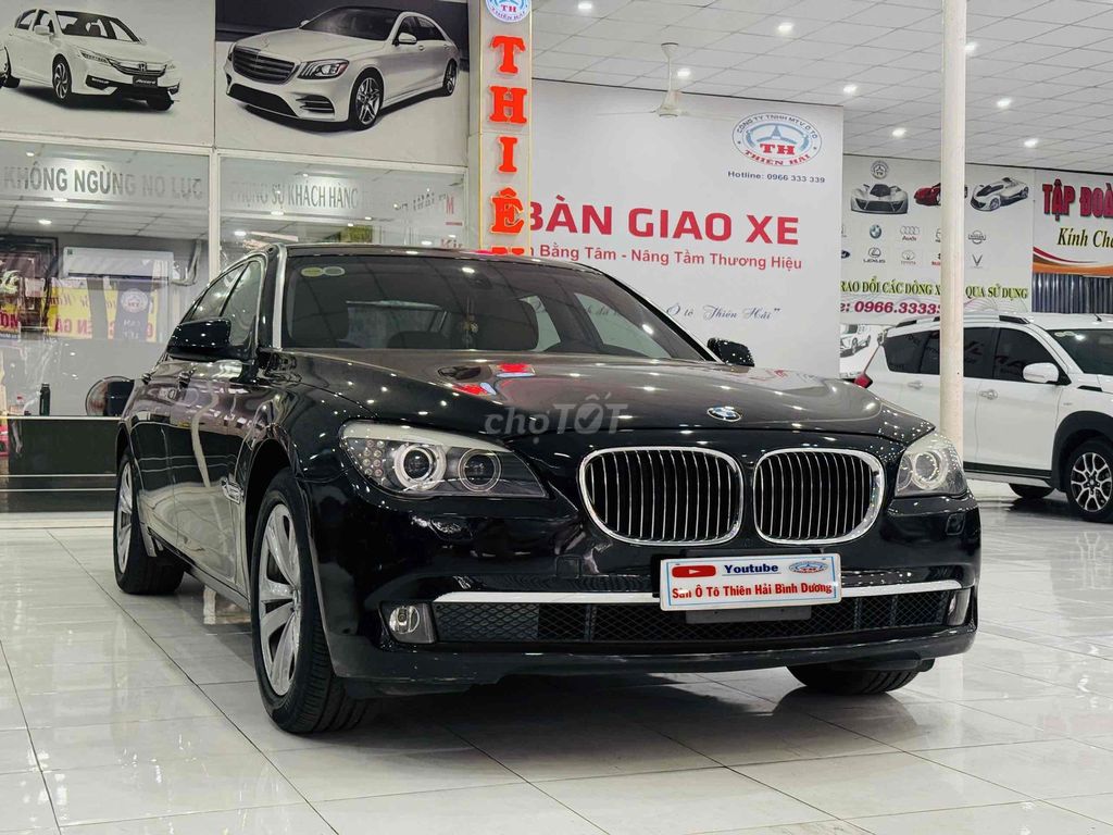 BMW 2011 - ảnh 2