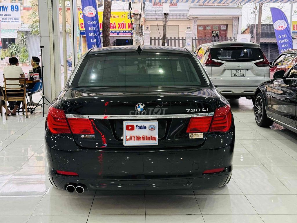 BMW 2011 - ảnh 4