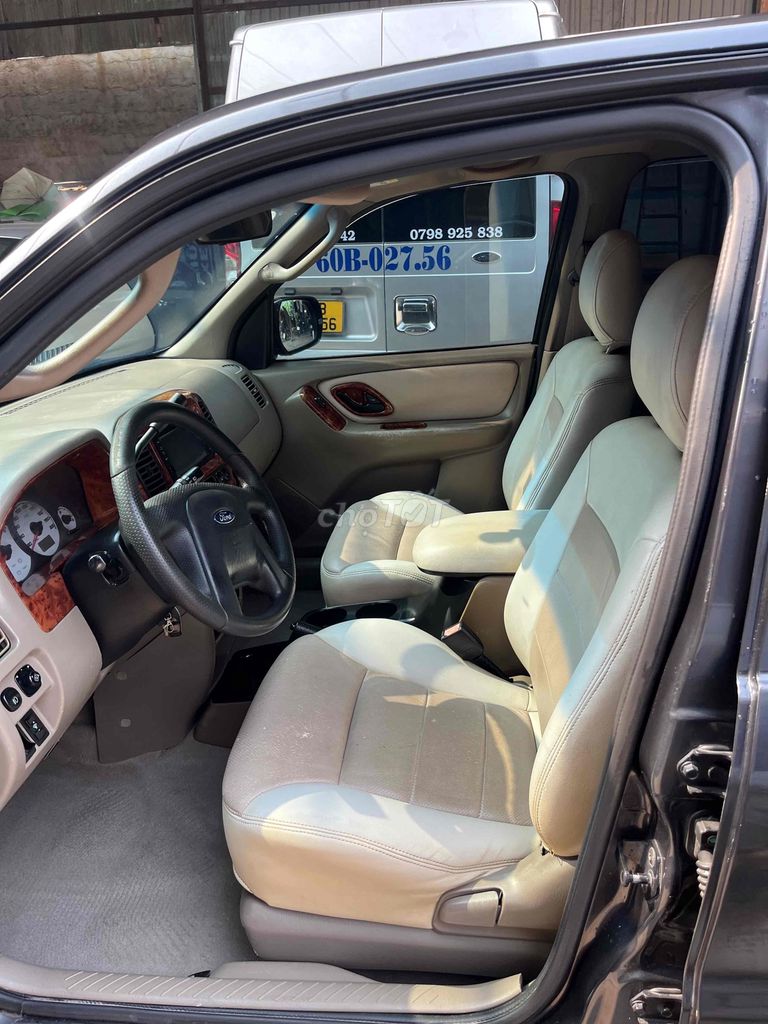 Ford Escape 2002 - ảnh 3