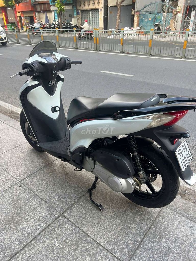 Honda SH 2016 - ảnh 3