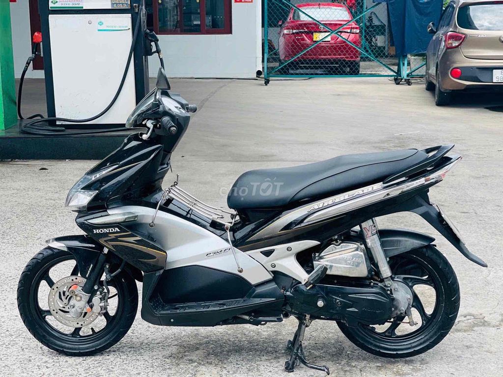 Honda Air Blade 2010 - ảnh 4