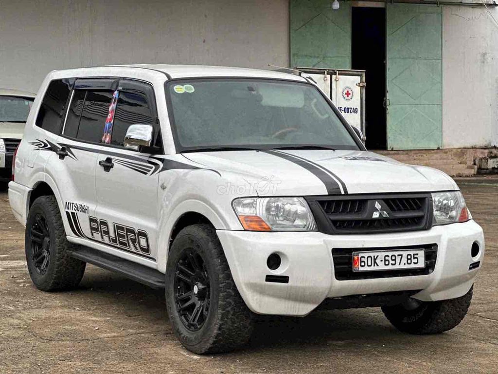Mitsubishi Pajero 2006 - ảnh 1