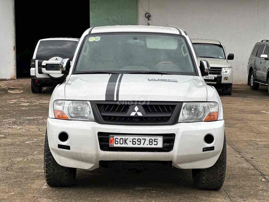 Mitsubishi Pajero 2006 - ảnh 2
