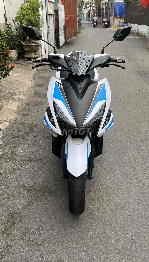 Yamaha NVX - ảnh 1