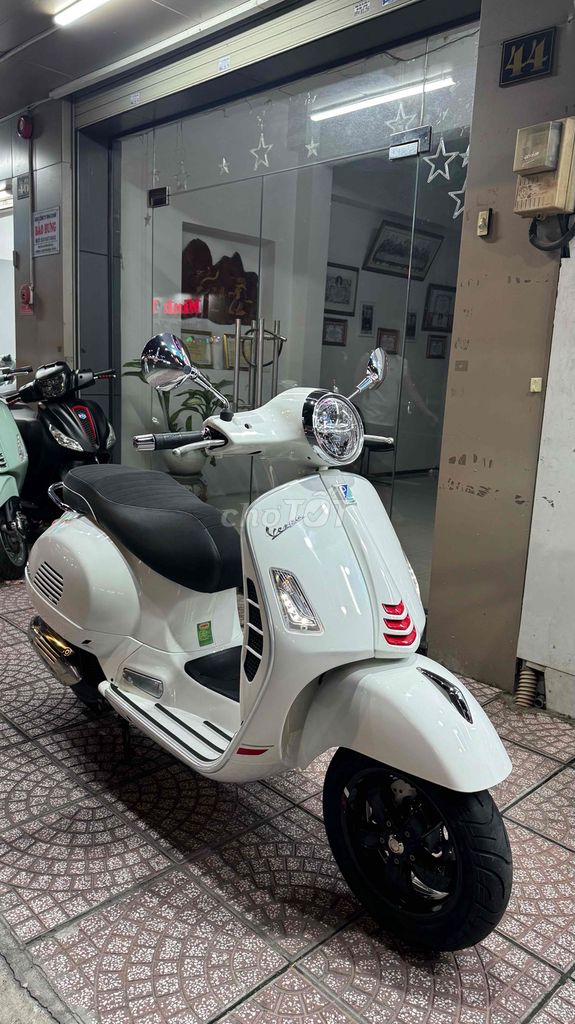 Piaggio Vespa 2022 - ảnh 3
