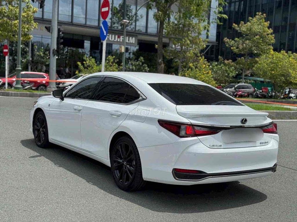 Lexus ES 250 2022 - ảnh 5