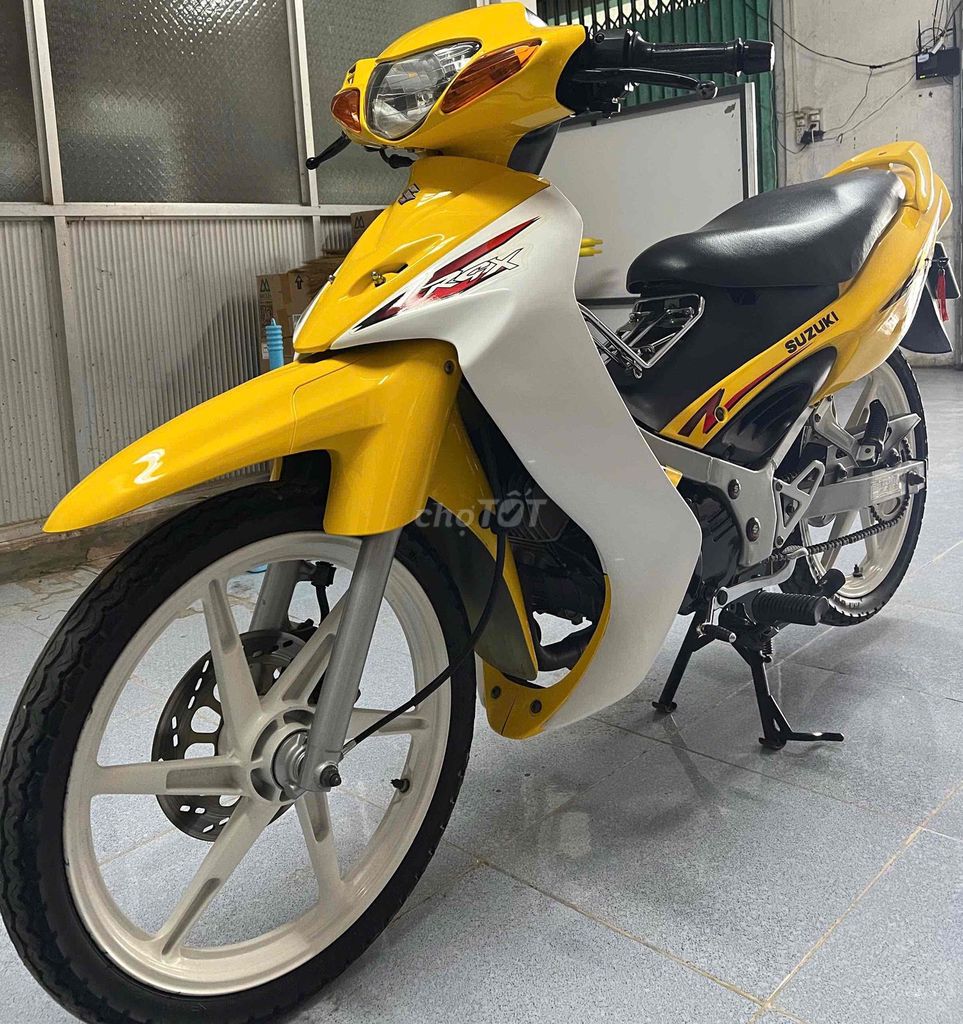 Suzuki 2003 - ảnh 1