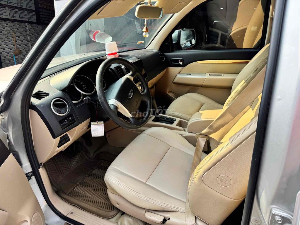 Ford Everest 2013 - ảnh 4