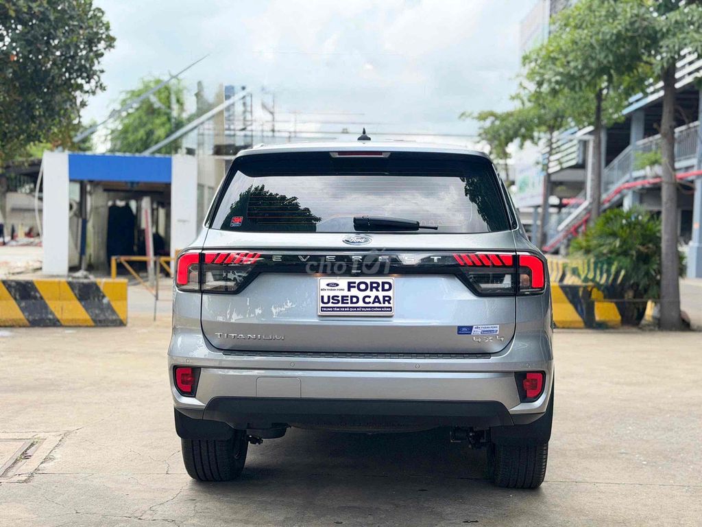 Ford Everest 2023 - ảnh 2