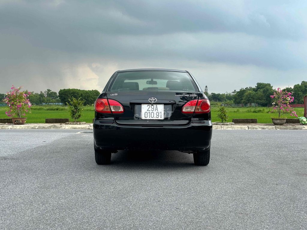 Toyota Corolla Altis 2005 - ảnh 4